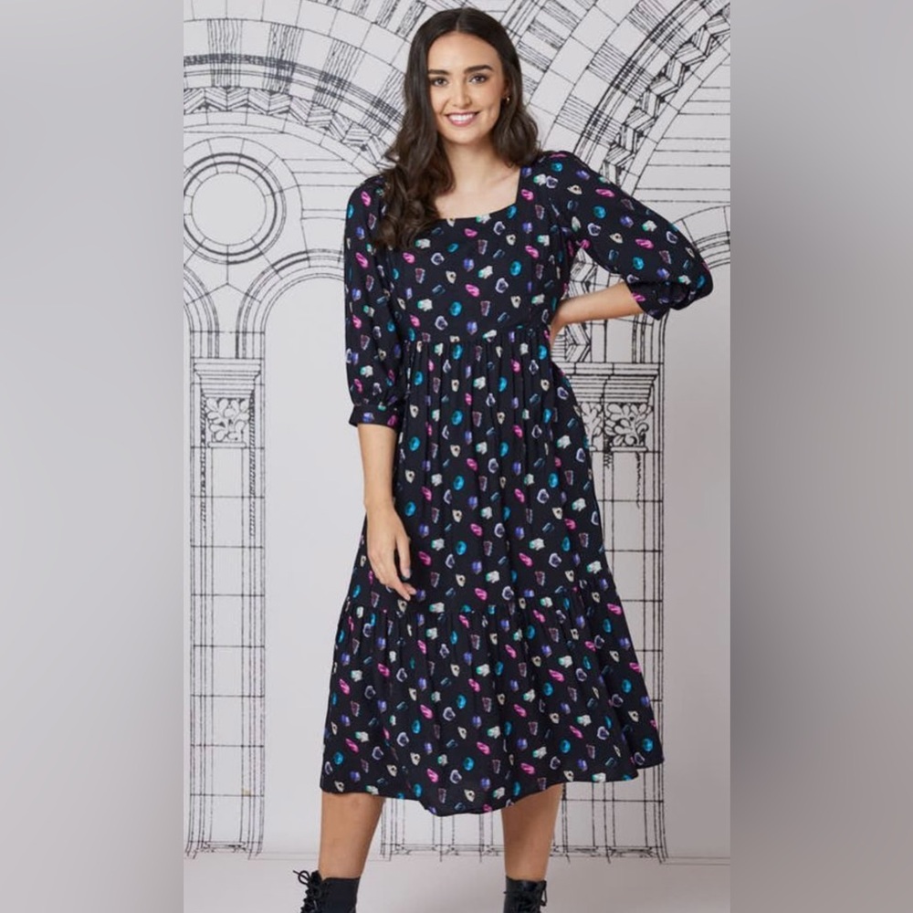 Elegant Long Sleeve Dress with Multicolor Patterns
